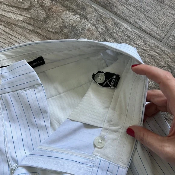 Greg Norman Blue and White Pinstriped Shorts, Men’s Size 34 - Picture 4 of 8